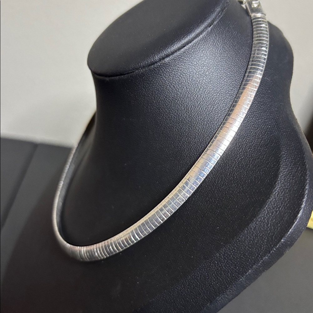 Herringbone Omega Elegant Silver Tone Choker Necklace - Picture 2 of 7